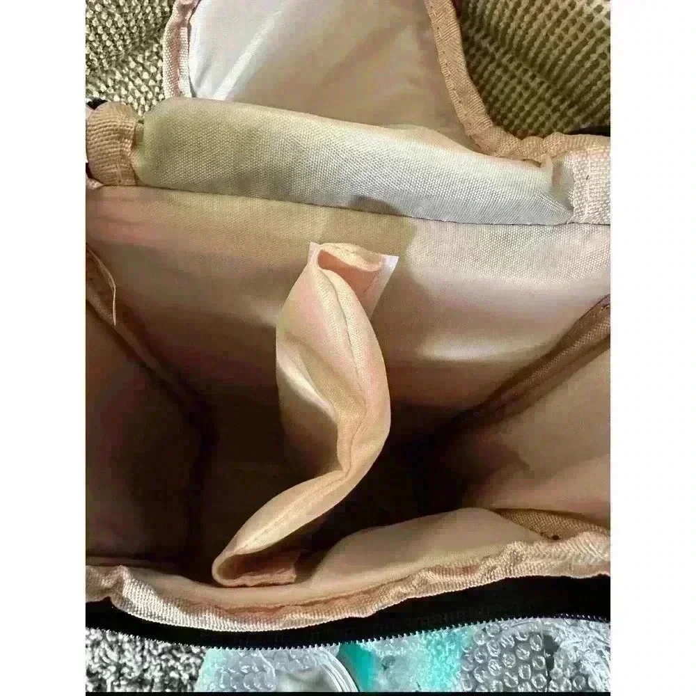 NWOT Savvy Outdoors Wine Tote Bag with Stemless Wine Glasses